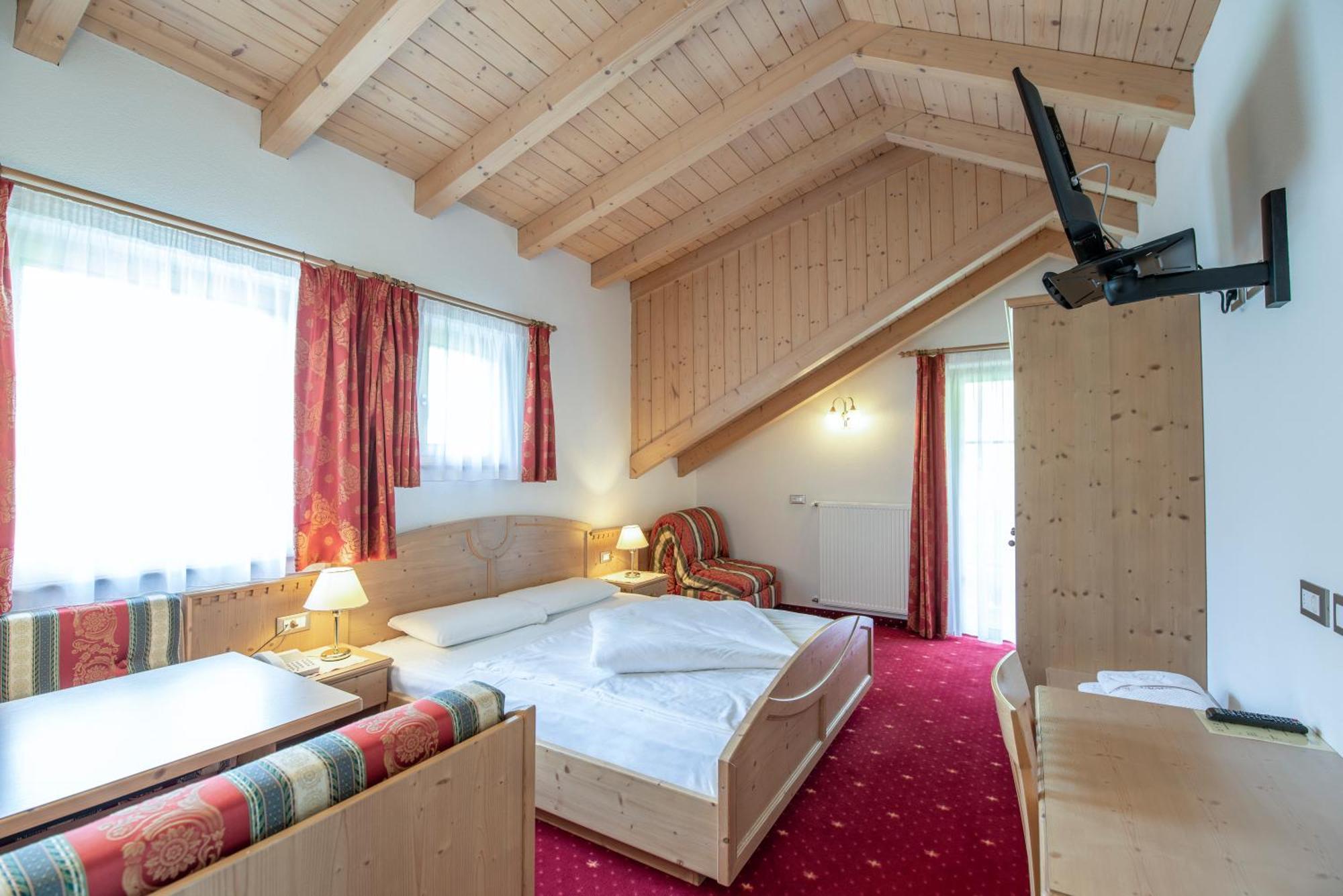 Christoph Hotel 4*